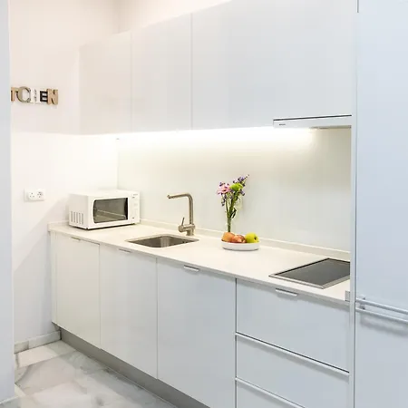 Apartamento Triana Deluxe Con Patio Privado Sevilla Buitenkant foto